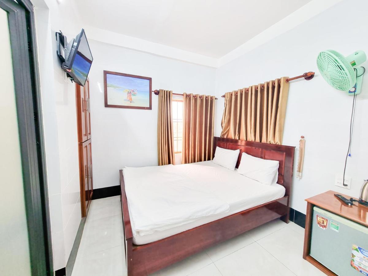 Huong Duong Hotel Dao Phu Quy Екстер'єр фото